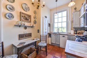 Kitchen- click for photo gallery